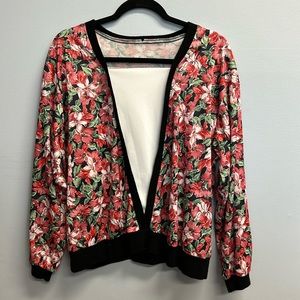 Vintage floral top with white size large
